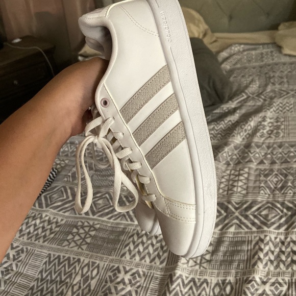 Adidas superstar - Picture 2 of 2